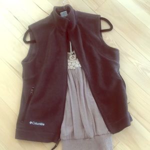 Columbia fleece vest